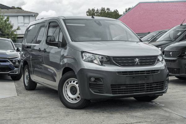 2023 Peugeot e-Partner